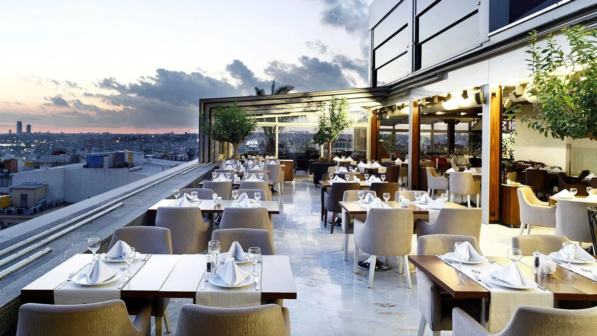 Darkhill Hotel Istanbul
