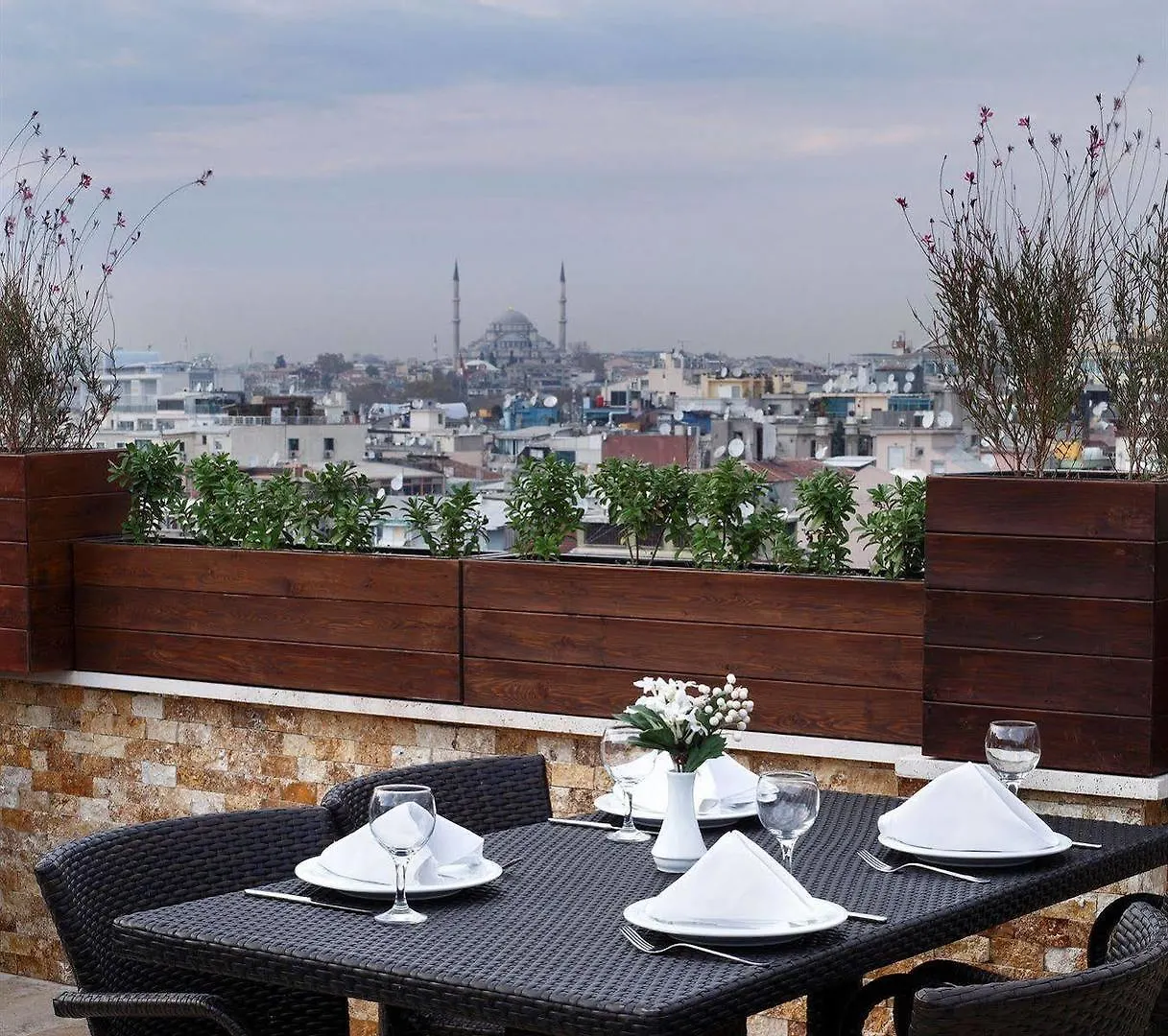 Darkhill Hotel Istanbul