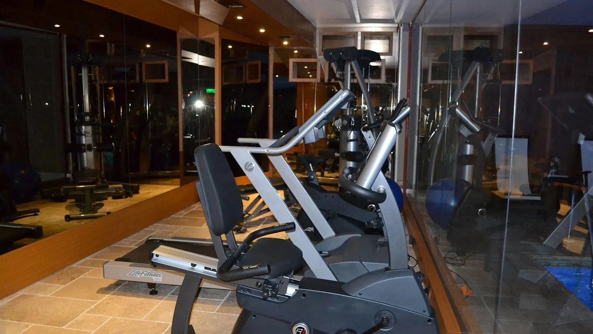 Darkhill Hotel Istanbul