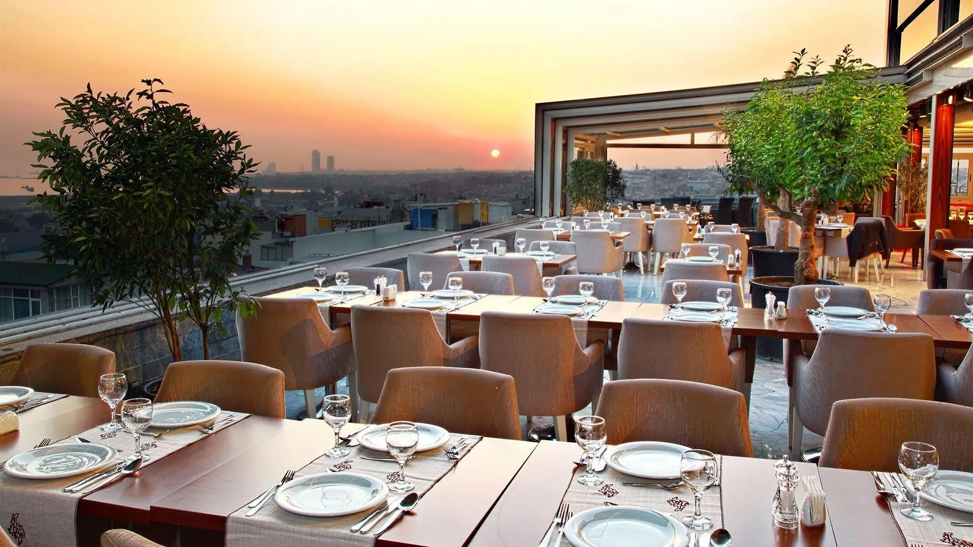 Darkhill Hotel Istanbul